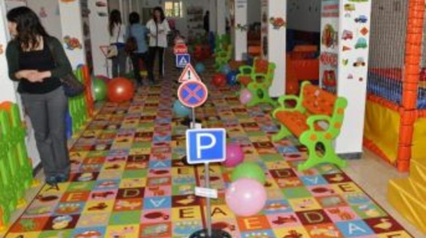Sodes&rsquo;ten &ldquo;g&uuml;l&uuml;mseyen Y&uuml;zler&rdquo; Projesi