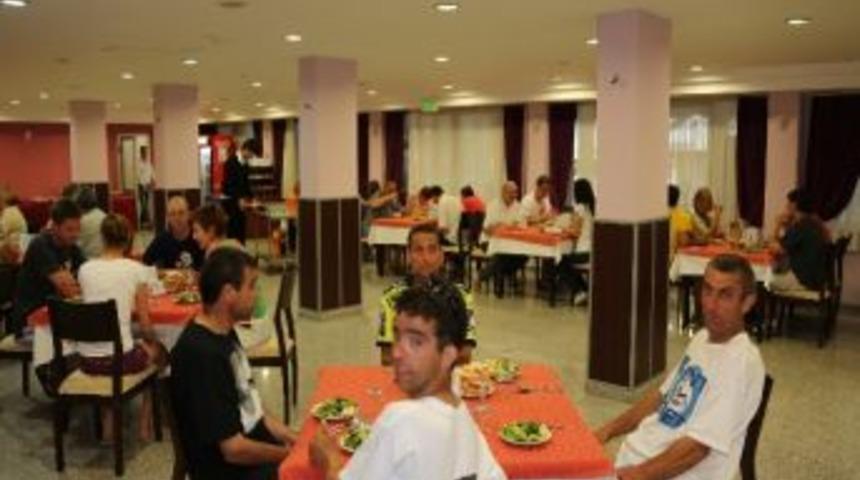 &Ouml;zel Sporcular Sel&ccedil;uk&rsquo;a Geldi