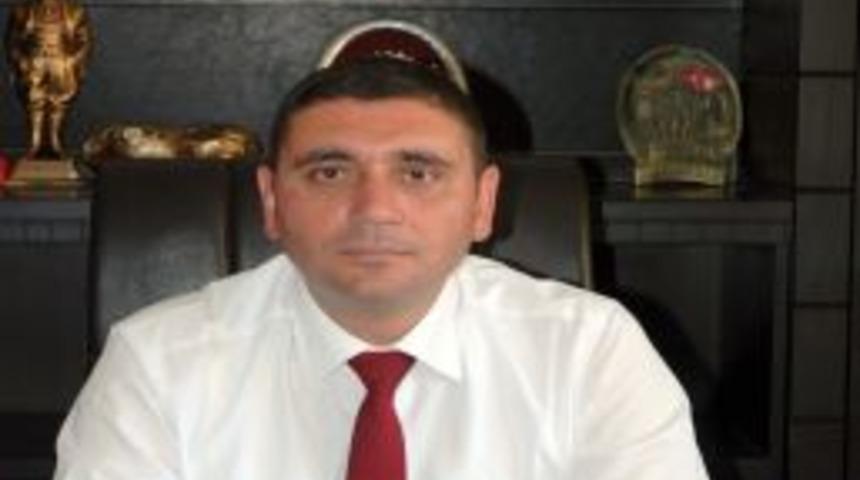 Adana &Uuml;lk&uuml; Ocakları Başkanı Arslan&rsquo;dan 'bayrak' &Ccedil;ağrısı