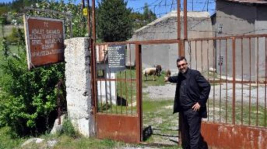 Suşehri Cezaevi&rsquo;nin Hali İ&ccedil;ler A&ccedil;ısı