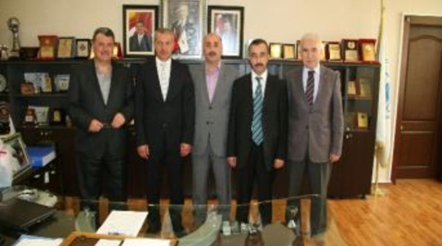 Komşu İlin İl&ccedil;elerinden Adapazarı Belediyesine Ziyaret