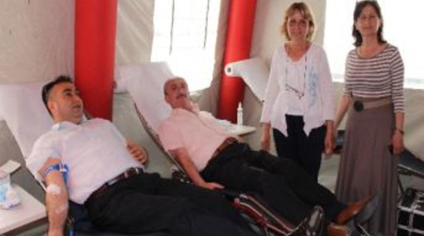 Mhp&rsquo;den Kan Bağışı