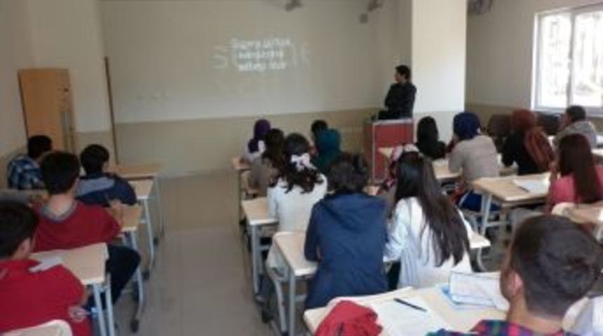 &Ouml;ğrencilere Zararlı Alışkanlıklar Semineri Verildi