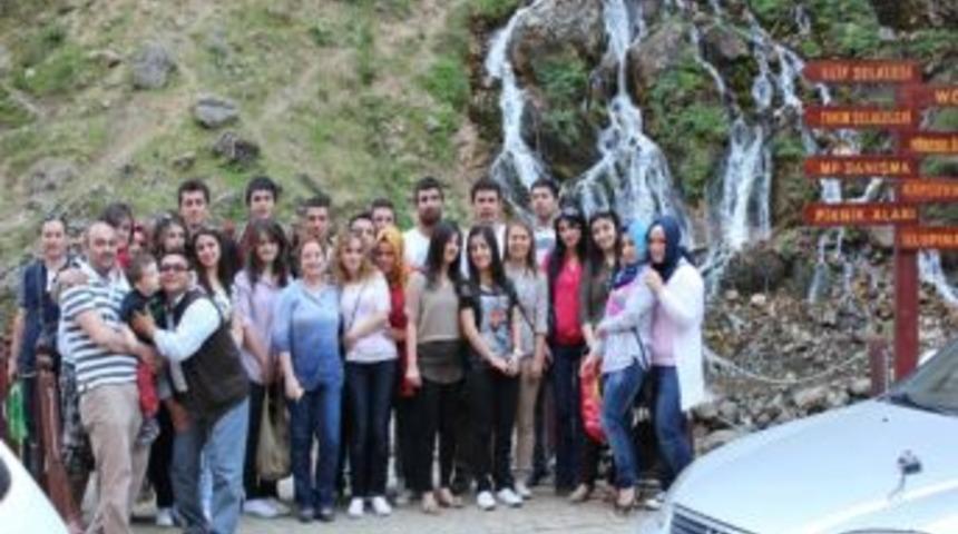 &Uuml;niversite &Ouml;ğrencileri Kayseri Sultan Sazlığı Ve Kapuzbaşı Şelalelerini Gezdi