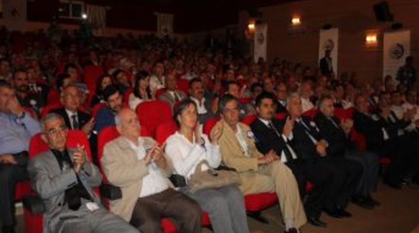 'Son 10 Yılda T&uuml;rkiye Her Alanda 3 - 4 Kat B&uuml;y&uuml;d&uuml;'