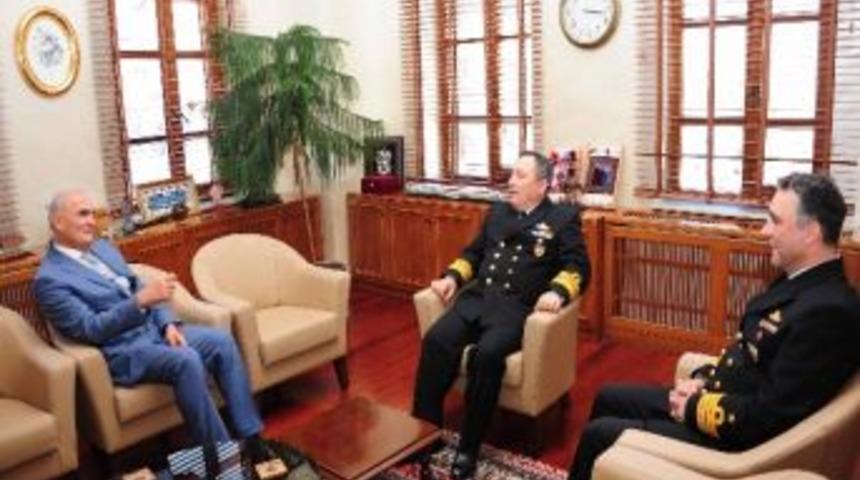 Sahil Güvenlik Komutanı Başkan Yılmaz’ı Ziyaret Etti