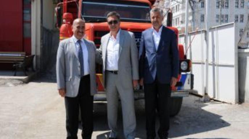 Pursaklar, Bayat&rsquo;a Kamyon Hibe Etti