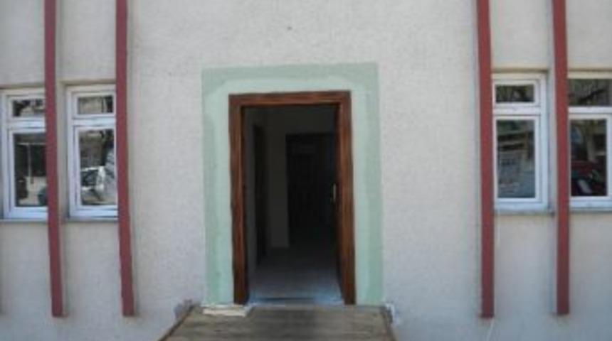 Azdavay&rsquo;da Esnaf Odaları Yeni Yerine Taşındı