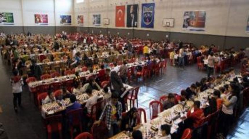 &Ouml;zel Sanko Okulları 11.satran&ccedil; Turnuvası &Ouml;d&uuml;lleri Verildi