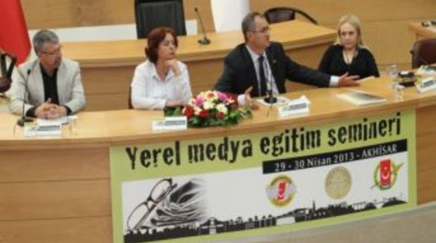 Akhisar Yerel Medya Semineri Sona Erdi