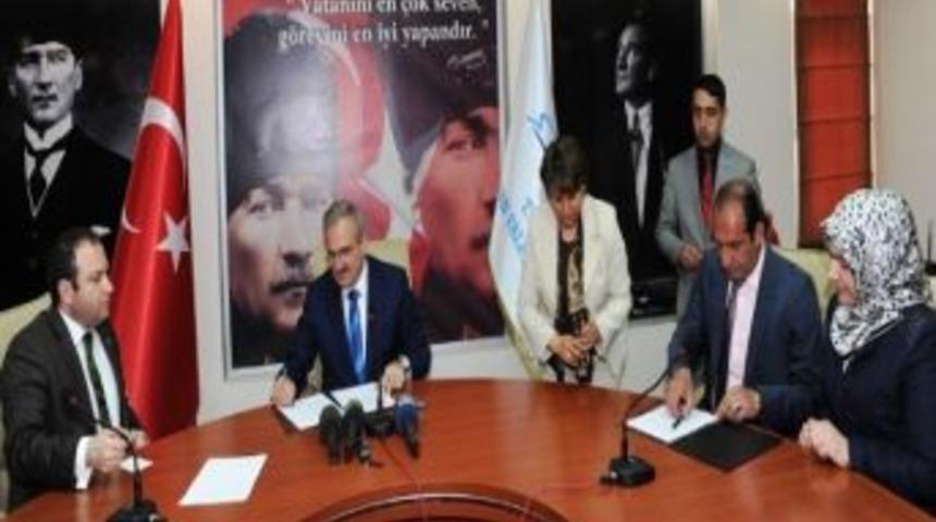 Cengiz Kardeşlerden Eğitime Destek