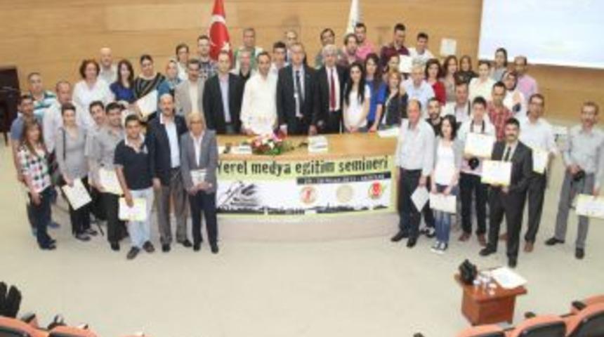 Akhisar Yerel Medya Semineri Sona Erdi
