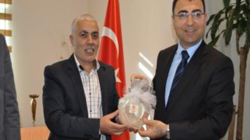 Balıkesirli Gazeteciler &Ccedil;&ouml;z&uuml;m S&uuml;reci I&ccedil;in 4 G&uuml;nde 3 Bin 800 Km Yol Katetti