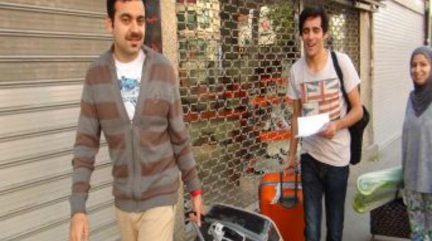 Turistler Ortada Kaldı