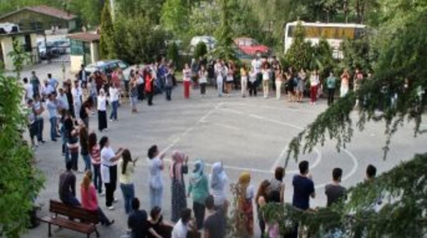 Sapanca Myo Bahar Şenliği D&uuml;zenledi