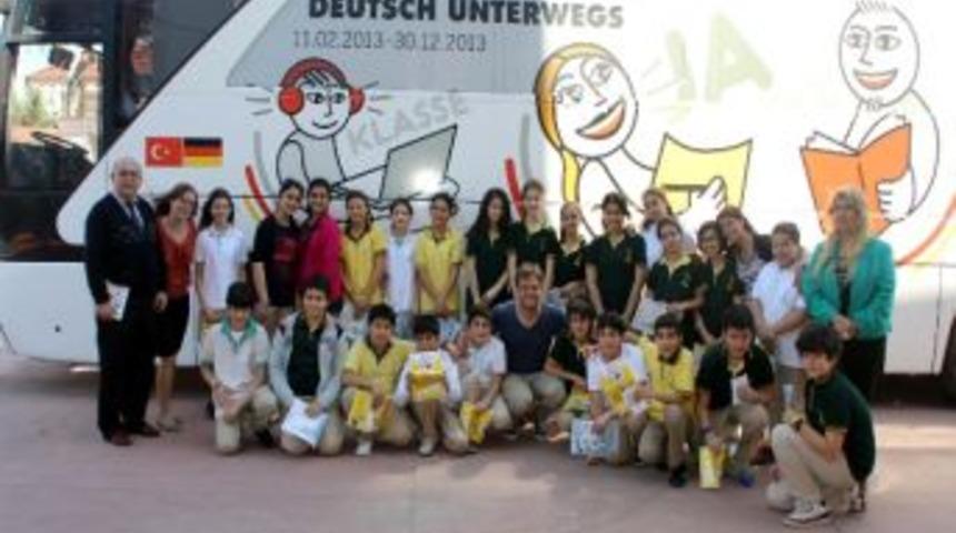 "almanca Yollarda" &Ouml;ğrencilerle Buluştu