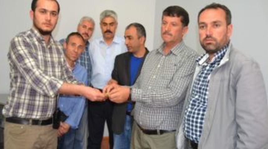 Kar Maskesi Takarak Teyzesinin Bileziklerini Çaldı