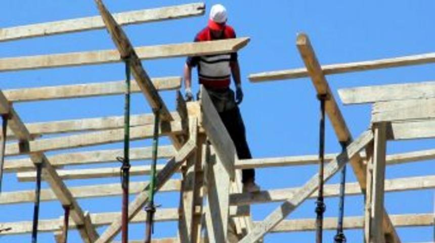 İş&ccedil;i Bayramı'ndan Habersiz Iş&ccedil;iler