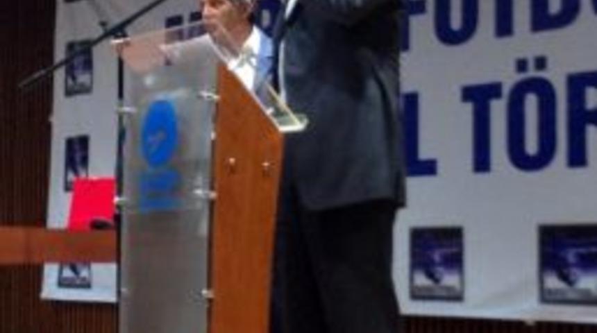 &Ccedil;aykur Rizespor Yılın Futbol Oskarlarında &Ouml;d&uuml;le Doymadı