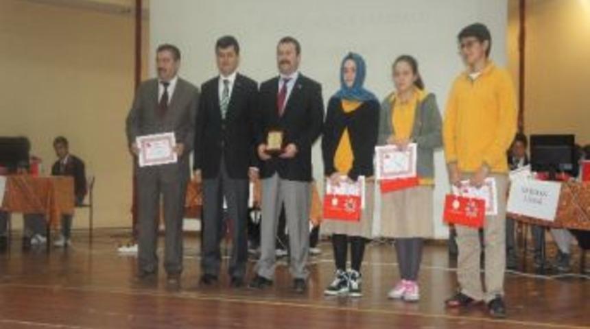 Liseler Arası Bilgi Yarışması Şampiyonu Aziziye Koleji Oldu