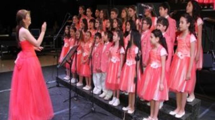 Şenliğin Finali Aslı Zen&rsquo;in İlk Konseri