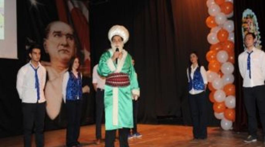 K&uuml;tahya'da Şiir Dinletisi