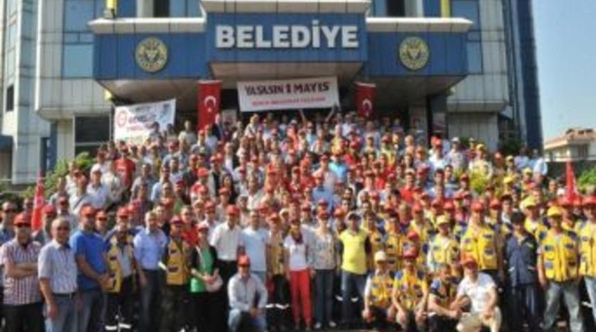 Başkan Tatı, 1 Mayıs&rsquo;ı İş&ccedil;ileriyle Kutladı
