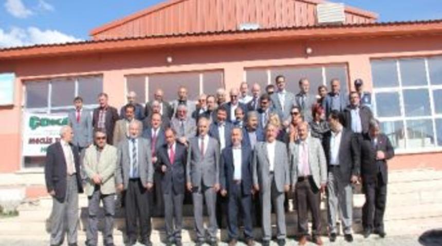 &Ccedil;okab Meclisi Şenkaya&rsquo;da Toplandı