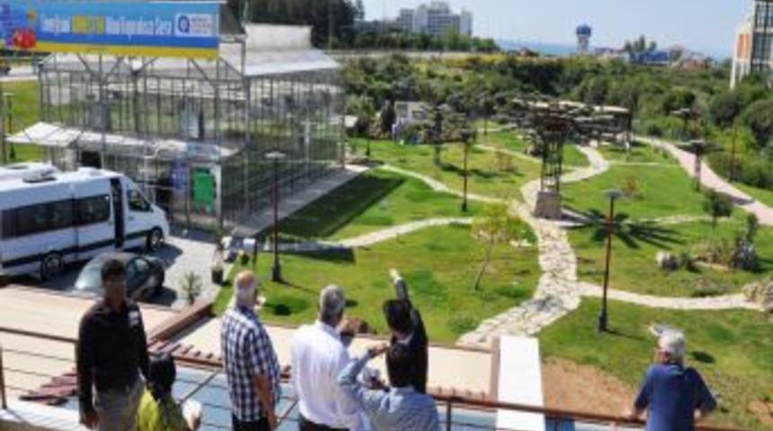 Hintli Işadamları Batı Akdeniz&rsquo;e G&ouml;z&uuml;n&uuml; Dikti, Işbirliklerine Hazır