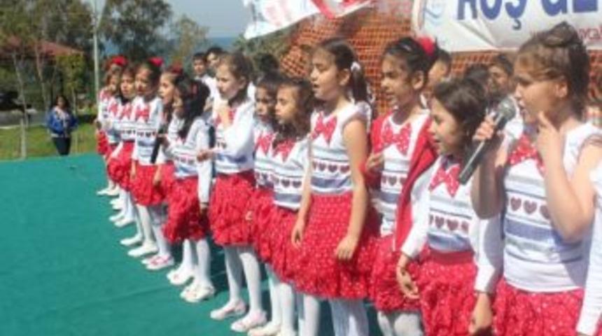 Didim Gonca İlkokulunda Bahar Şenliği