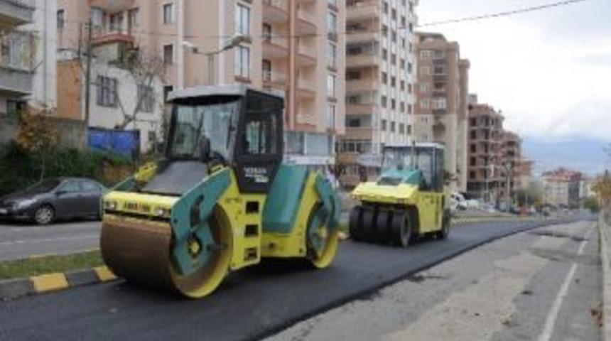 Trabzon Belediyesi 1 Ayda 20 Bin Asfalt Serdi