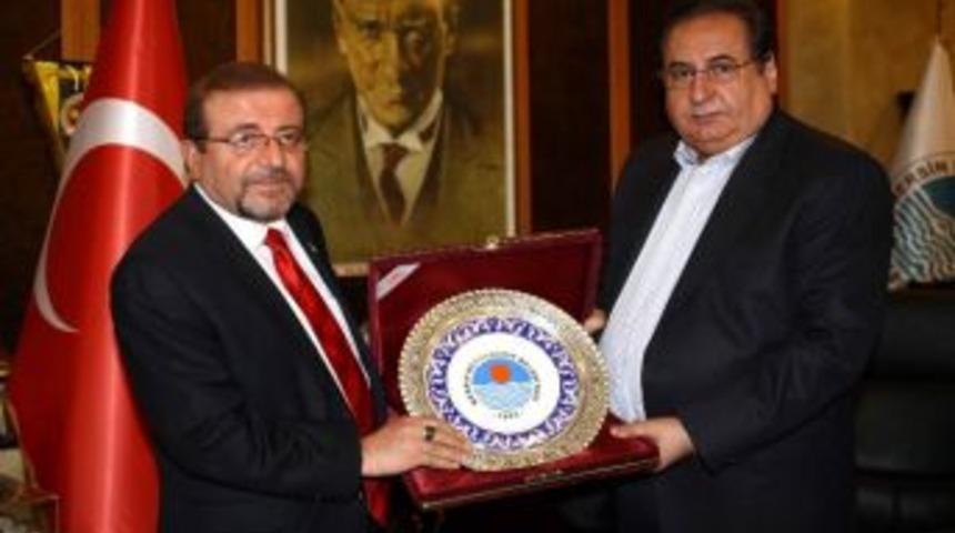 Alevi Bektaşi Fedarasyonu'ndan Başkan &Ouml;zcan'a Ziyaret