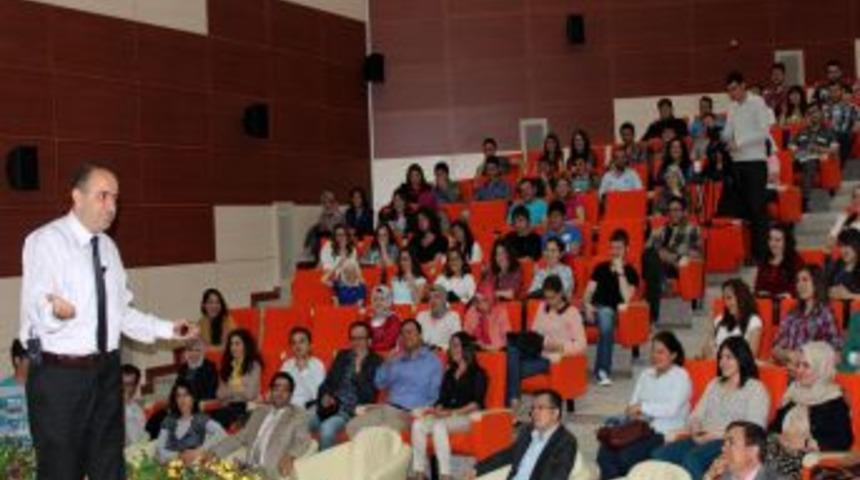 "Her Şeyin Başı Iletişim"