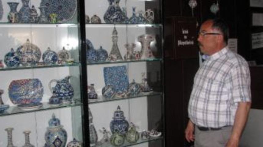 Sorgun&rsquo;da Kursiyerler Tarafından Yapılan &Ccedil;iniler Satışa &Ccedil;ıktı