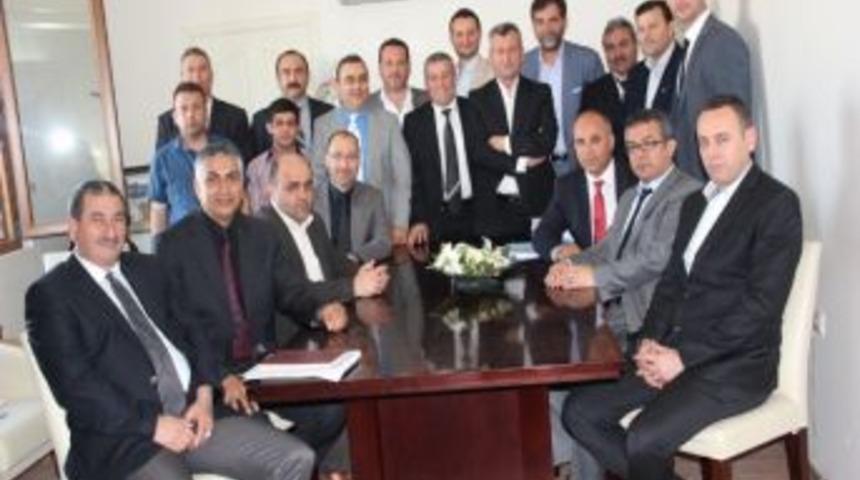 Menmen Ticaret Odası Başkan Adayı Akg&uuml;n&rsquo;den Başkan Şahin&rsquo;e Ziyaret