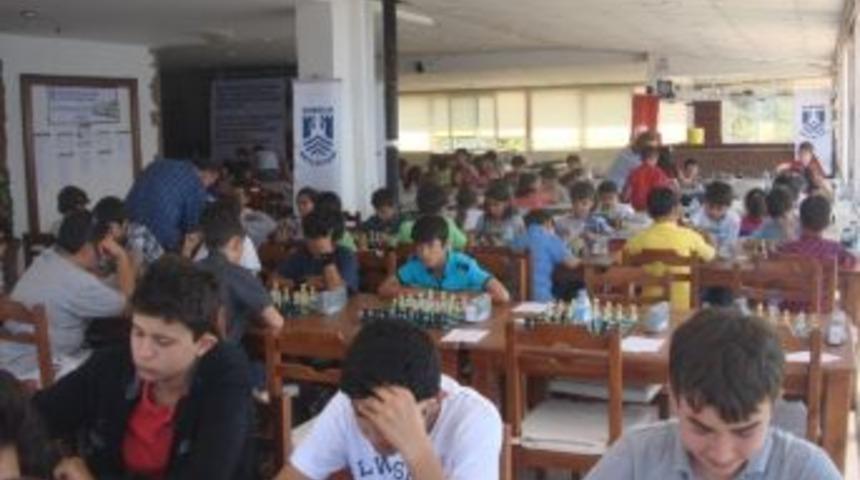 Bodrum Belediye Başkanlığı Kupası 12. Geleneksel Satran&ccedil; Turnuvası&rsquo;nda İlk Hafta Sona Erdi