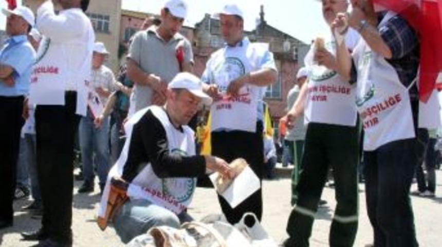 İş&ccedil;i G&uuml;n&uuml;nde Lahmacun Sattı