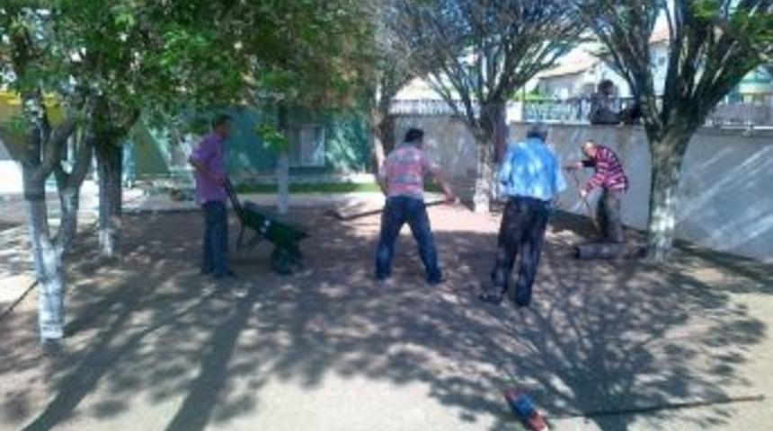 Cami Cemaatinden &Ccedil;evre D&uuml;zenlemesi