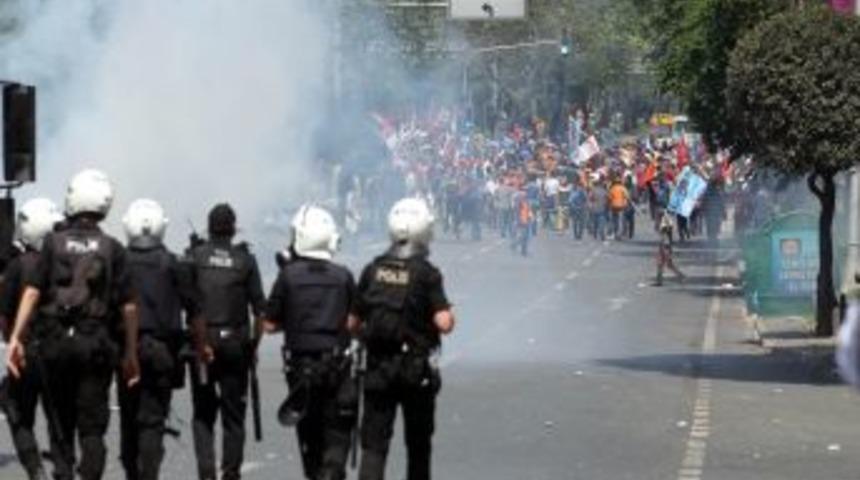 Olaylı 1 Mayıs'tan Cihan Objektiflerine Yansıyanlar