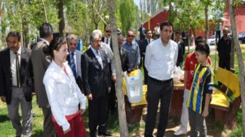 Bakan Yılmaz: '&Ccedil;&ouml;z&uuml;m S&uuml;reciyle Doğu Ve G&uuml;neydoğu'da G&ouml;&ccedil; Tersine D&ouml;necek'