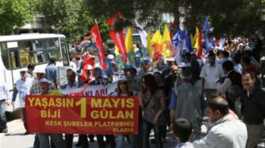 Elazığ 1 Mayısı İstasyon Meydanında Kutladı