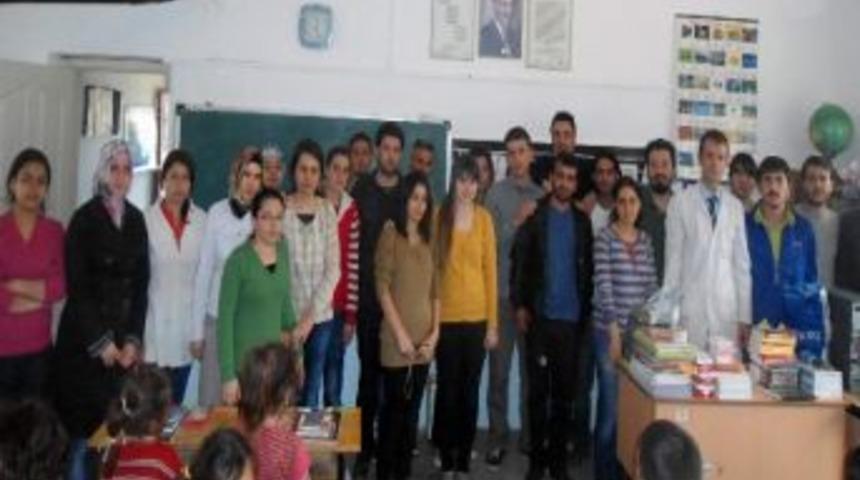 Gaziantep &Uuml;niversitesi T&uuml;rk&ccedil;e Topluluğu&rsquo;ndan &Ouml;rnek Davranış