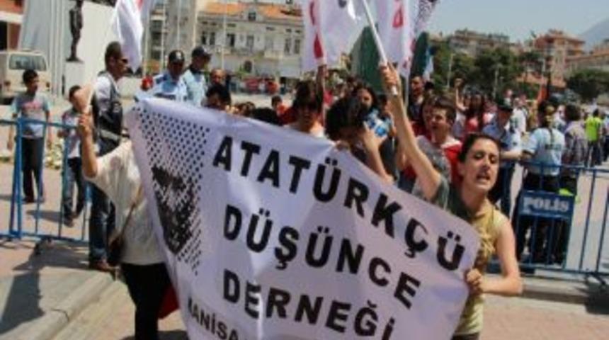 Manisa'da 1 Mayıs Kutlamaları