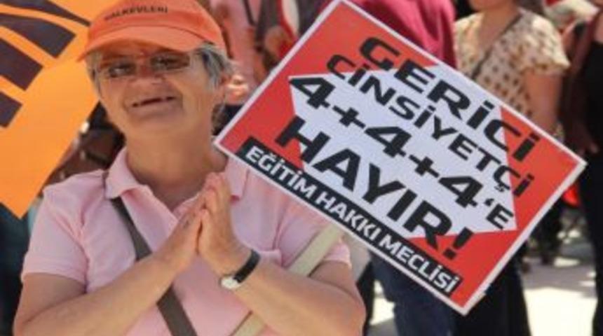 &Ccedil;anakkale'de 1 Mayıs Kutlamaları