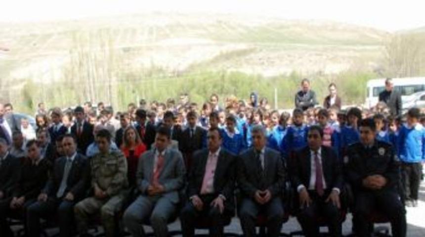 G&uuml;r&uuml;n&rsquo;de &ldquo;yardımlaşmaya Atıl Paylaşmaya Katıl Projesi&rdquo; D&uuml;zenlendi