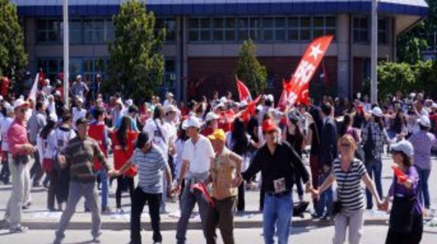 Tandoğan'da 1 Mayıs Kutlamaları Sona Erdi