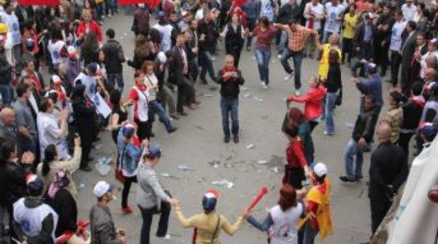 Emeğin Başkenti Zonguldak&rsquo;ta 1 Mayıs Kutlamaları Olaysız Sona Erdi