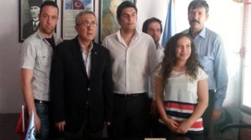 MHP Genel Başkan Yardımcısı Ayhan: &Uuml;niversite Mezunu Işsizler &Ccedil;ığ Gibi Artıyor