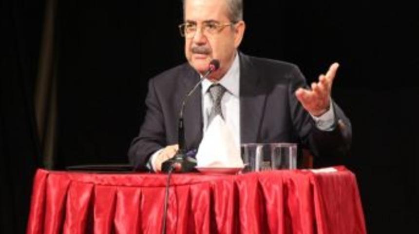 Gazeteci Yazar Taha Akyol, "&ccedil;&ouml;z&uuml;m S&uuml;recini Destekliyorum"