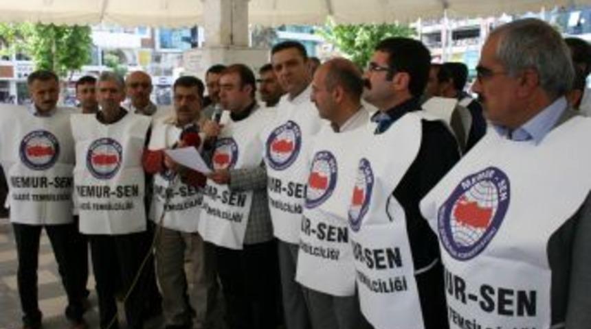 Memur-Sen Taleplerini A&ccedil;ıkladı
